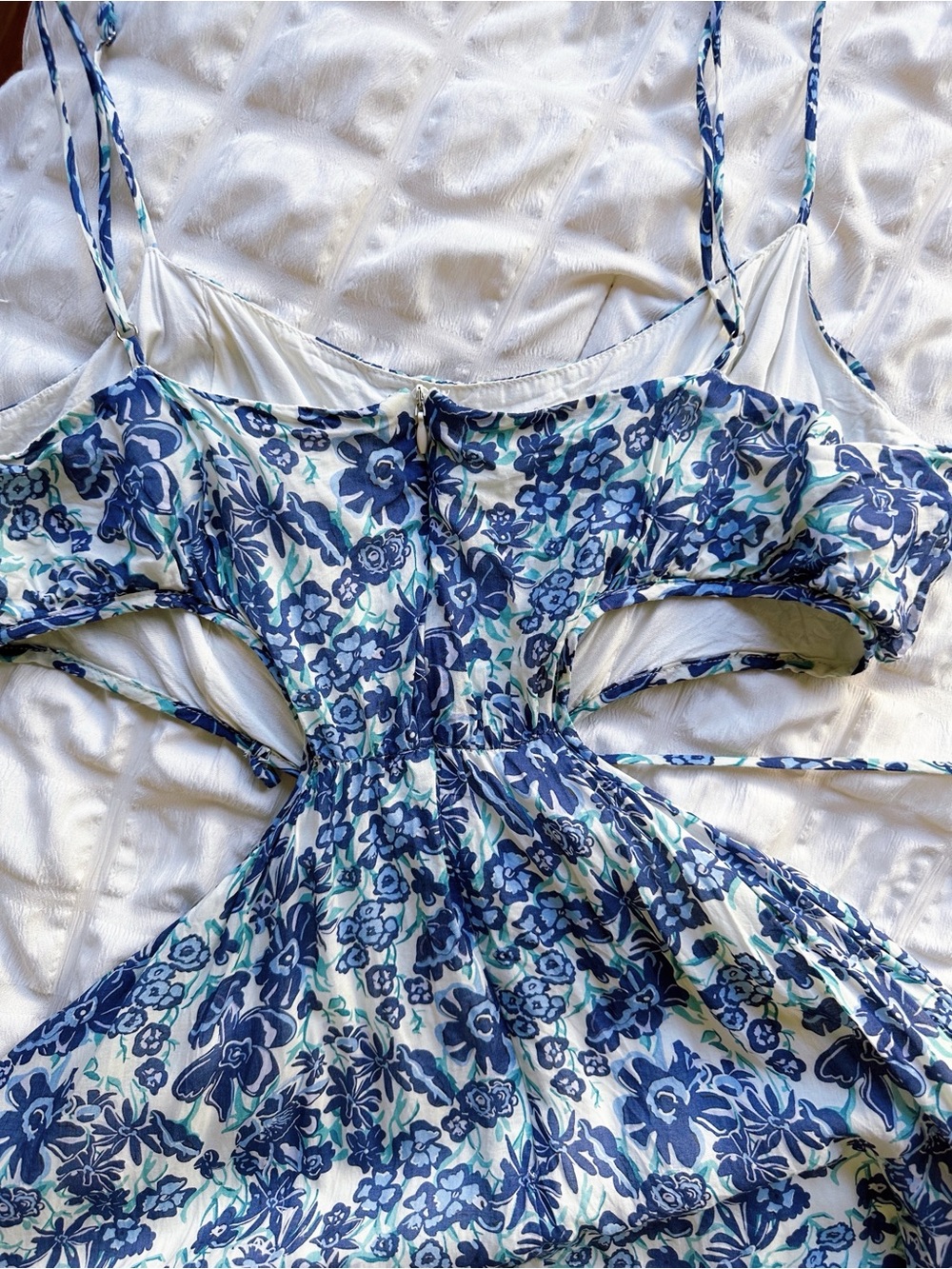Astr Blue Maxi Dress with Floral Print and Cut Out - Picture 3 of 6